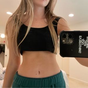 Flowy Adika cropped tank